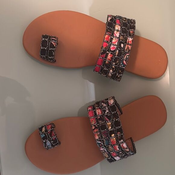 Shoes - **BRAND NEW 6.5**